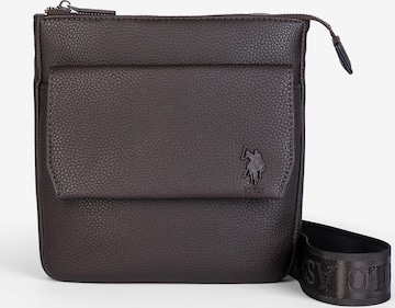 U.S. POLO ASSN. Umhängetasche in Braun: Vorderseite