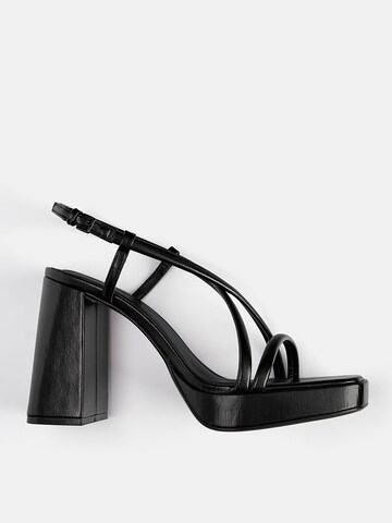 Pull&Bear Sandal i svart