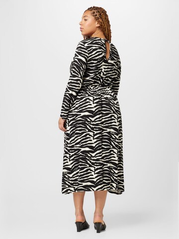 Dorothy Perkins Curve Jurk in Zwart