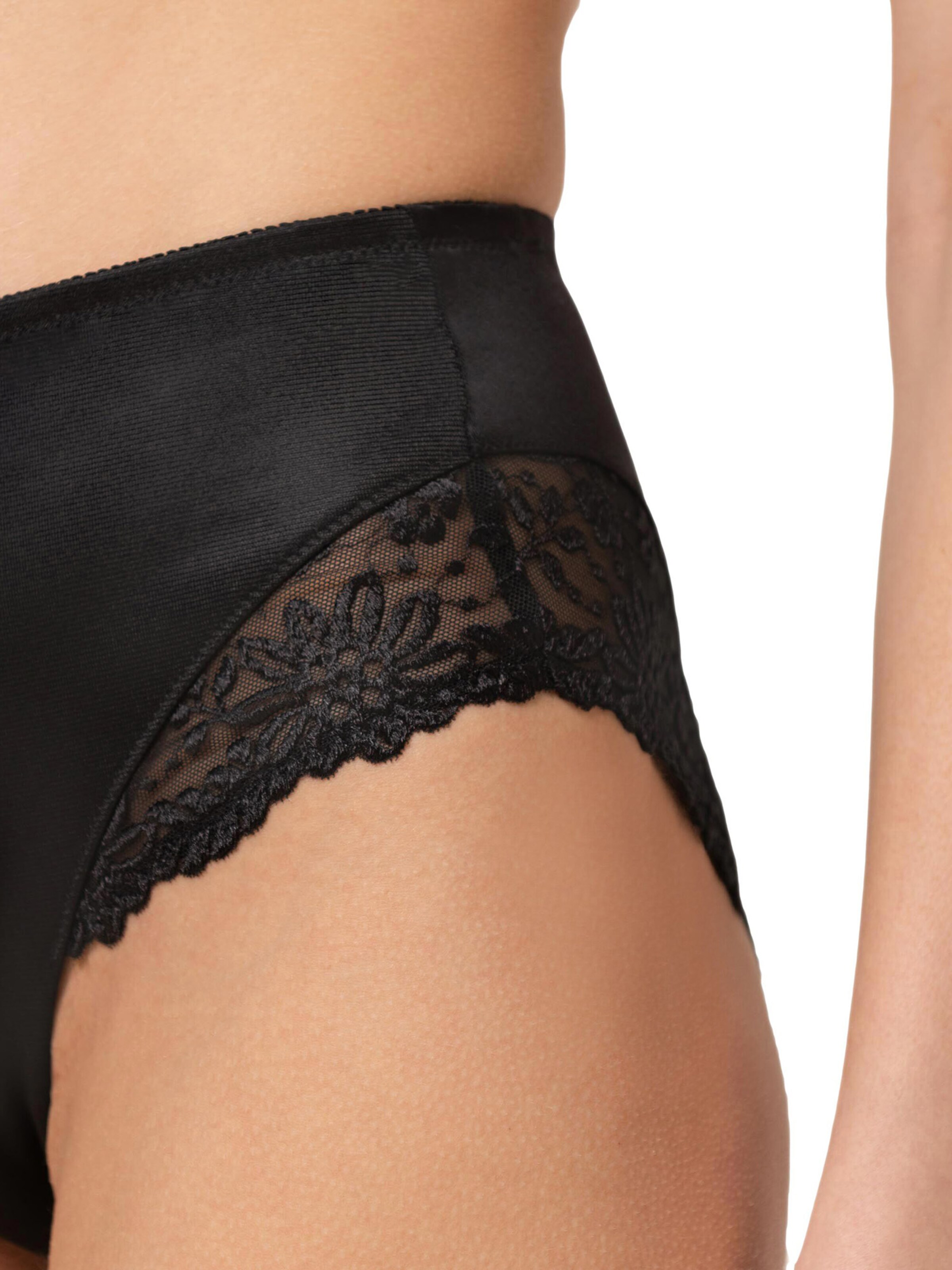 TRIUMPH Slip ' Ladyform Soft ' in Zwart