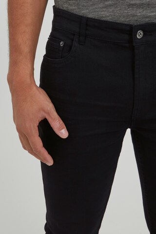 11 Project Slimfit Jeans 'BETTO' in Schwarz