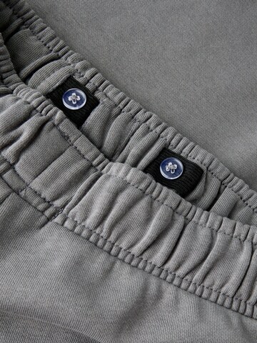 Baggy Pantaloni di NAME IT in grigio