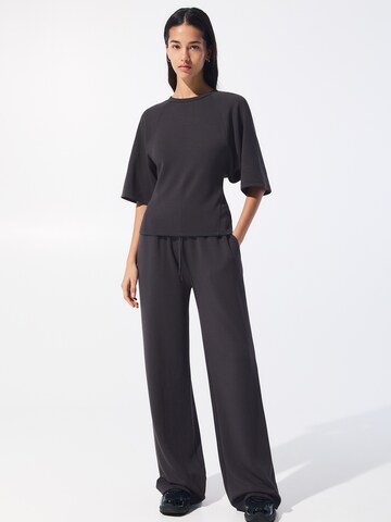 T-shirt Pull&Bear en gris