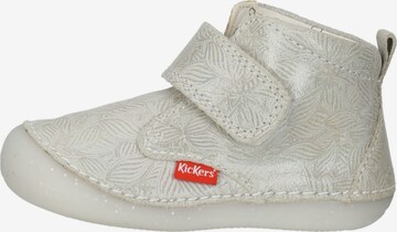 Kickers Slippers in Beige