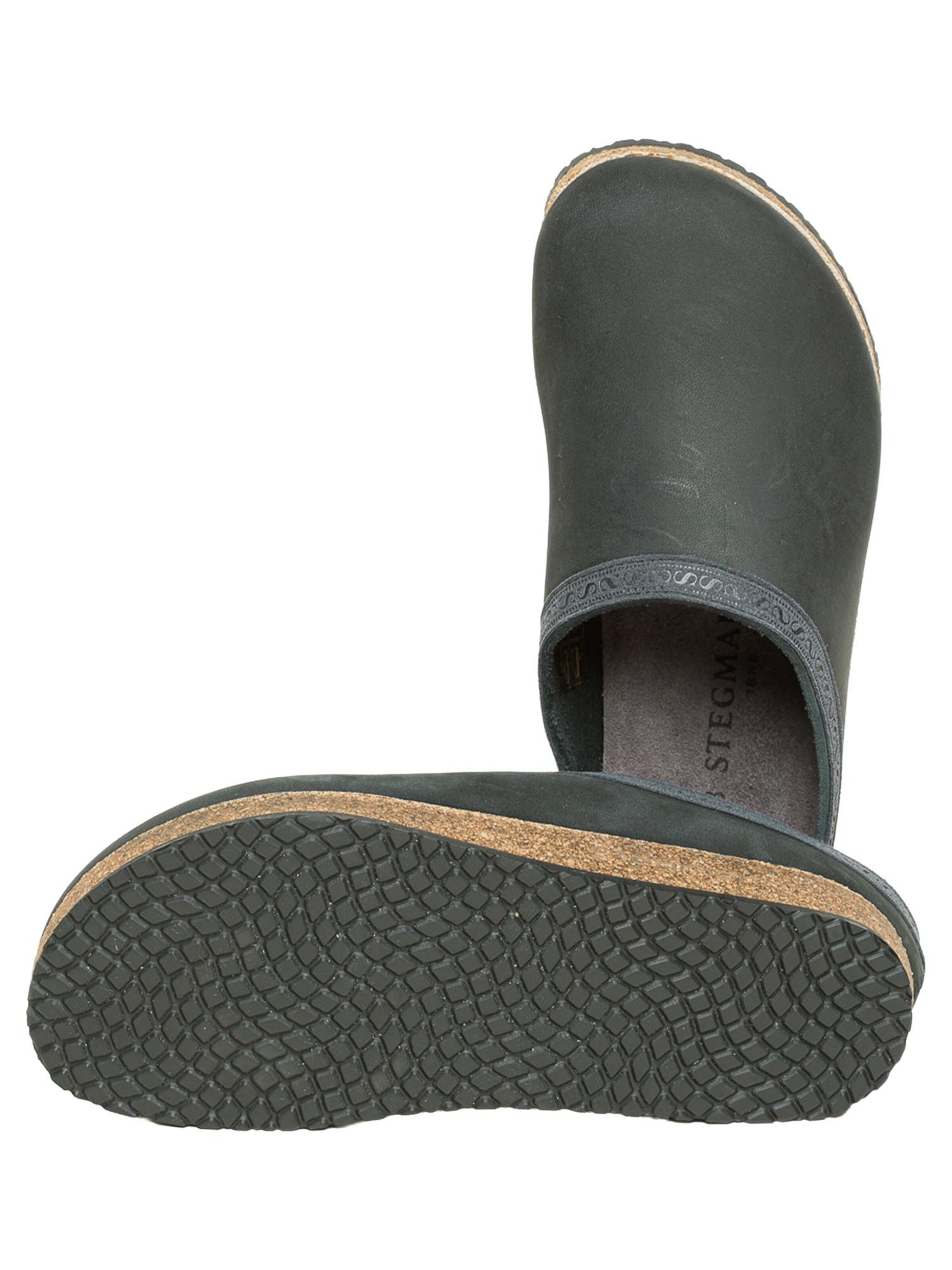 Stegmann Clogs 'Leather'‌‌‌‌‌‌‌‌‌‌ in Schwarz