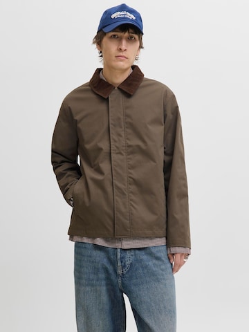 Giacca di mezza stagione di JACK & JONES in marrone: frontale