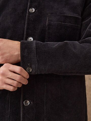 Next Prehodna jakna | črna barva