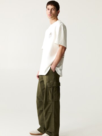 Loosefit Pantalon cargo Pull&Bear en vert