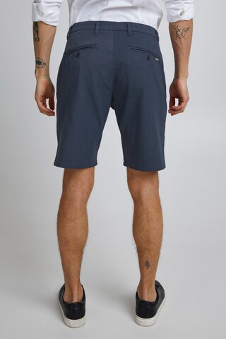 !Solid Slimfit Chinohose in Blau