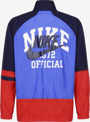 Nike Sportswear Jacke in Lila