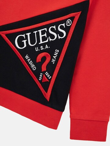 GUESS Sweatshirt in Red