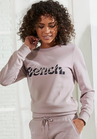 BENCH Sweatshirt in Purple: front