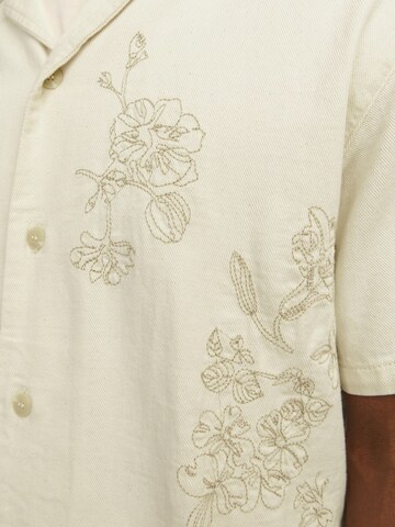 JACK & JONES Comfort fit Button Up Shirt 'JJIANTHONY' in Beige