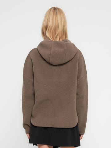 Noisy may Trui 'NMCOZY' in Bruin