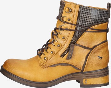 MUSTANG Lace-Up Ankle Boots in Yellow