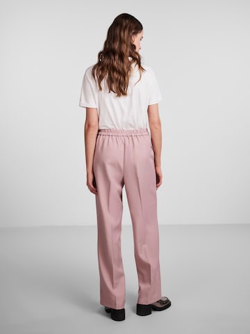 Loosefit Pantalon à plis 'NEVA' PIECES en rose