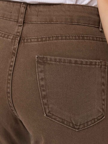 Tazzio Regular Jeans 'Tazzio F129' in Braun