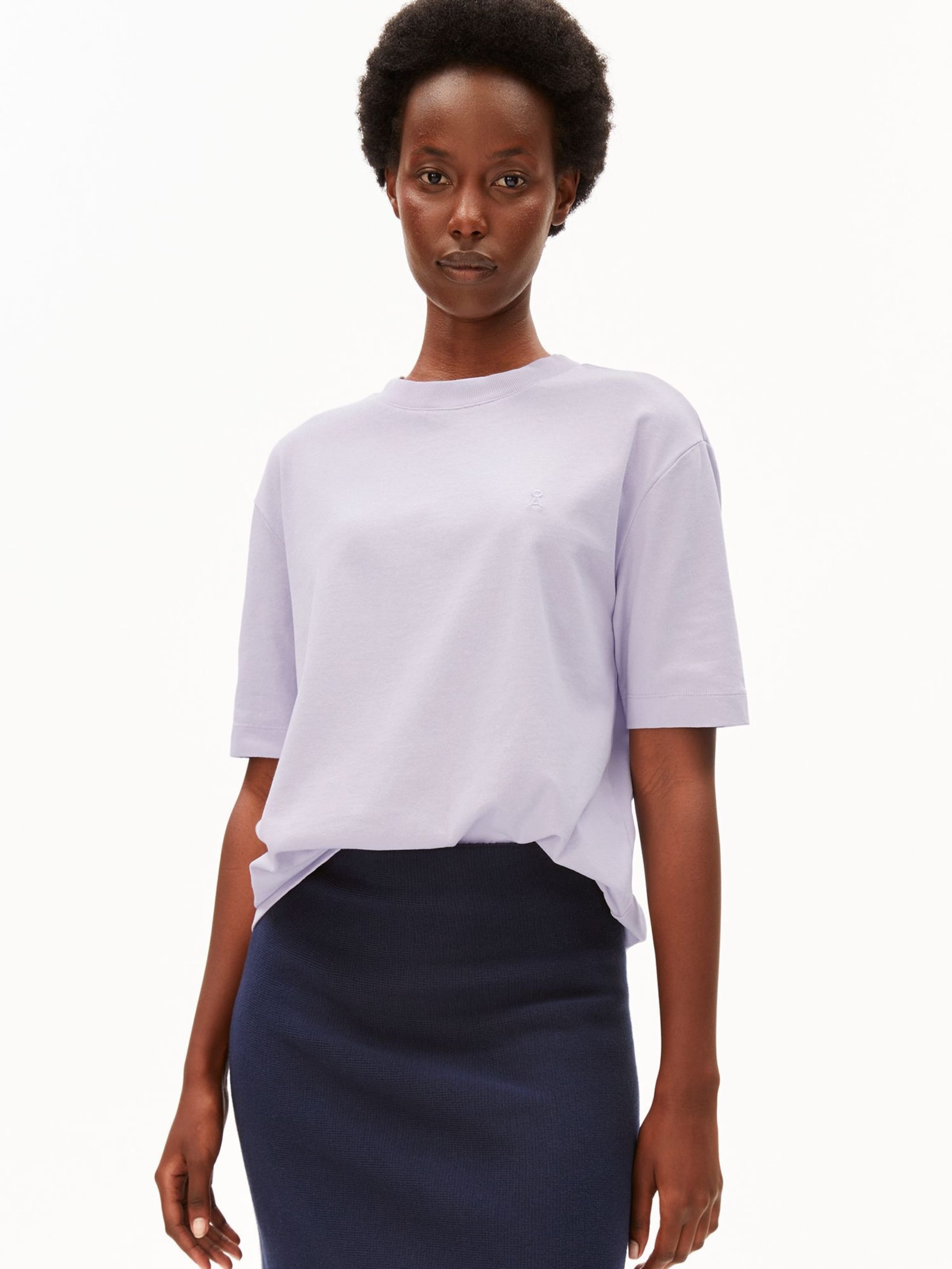 ARMEDANGELS T-Shirt TARJAA in Lila: Vorderseite