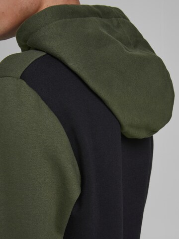 JACK & JONES Regular fit Sweatshirt in Groen