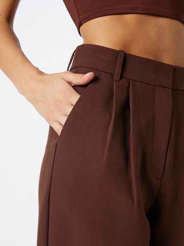 Wide leg Pantaloni con pieghe di Abercrombie & Fitch in marrone