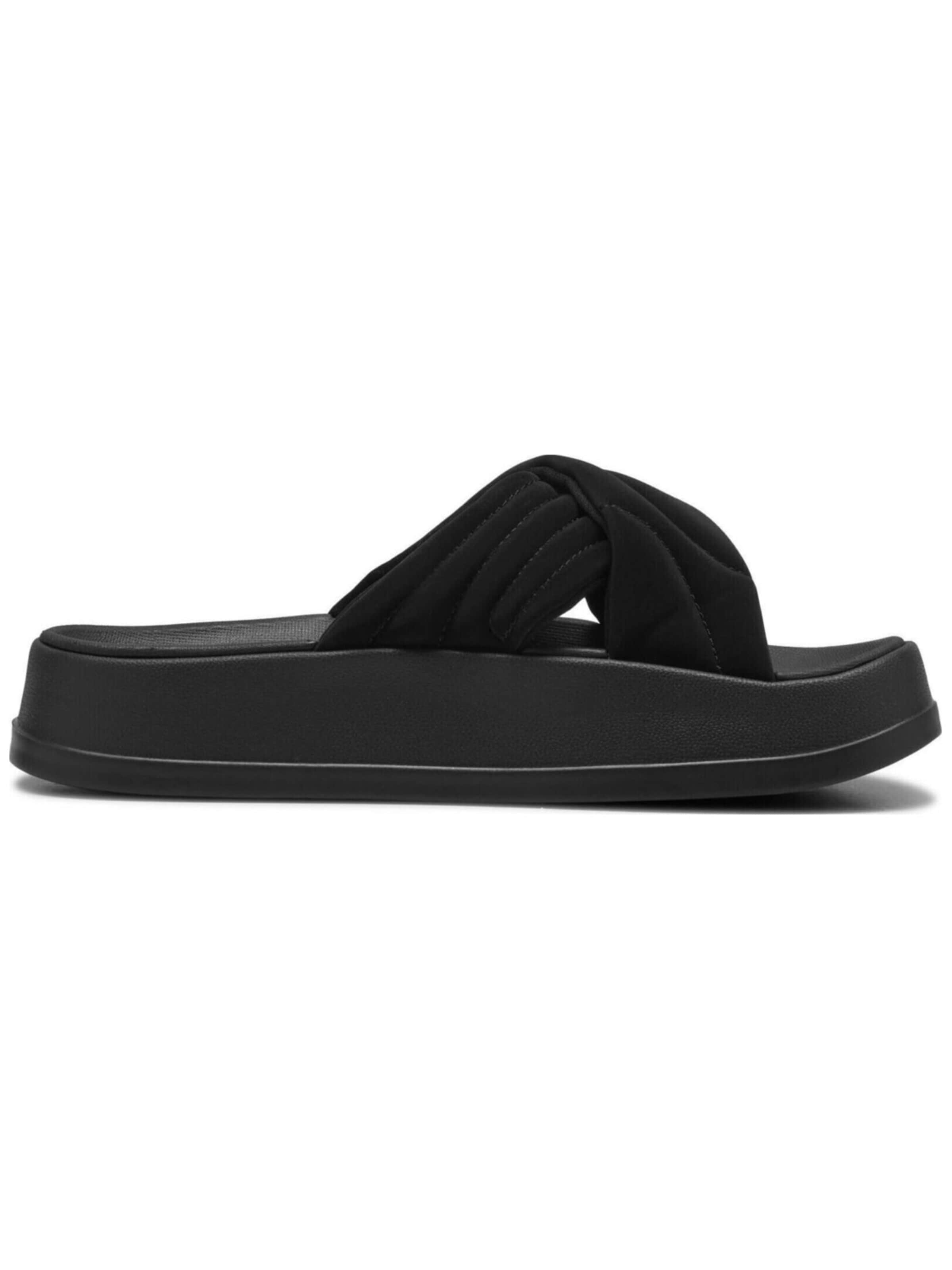PUMA Huisschoenen in Zwart