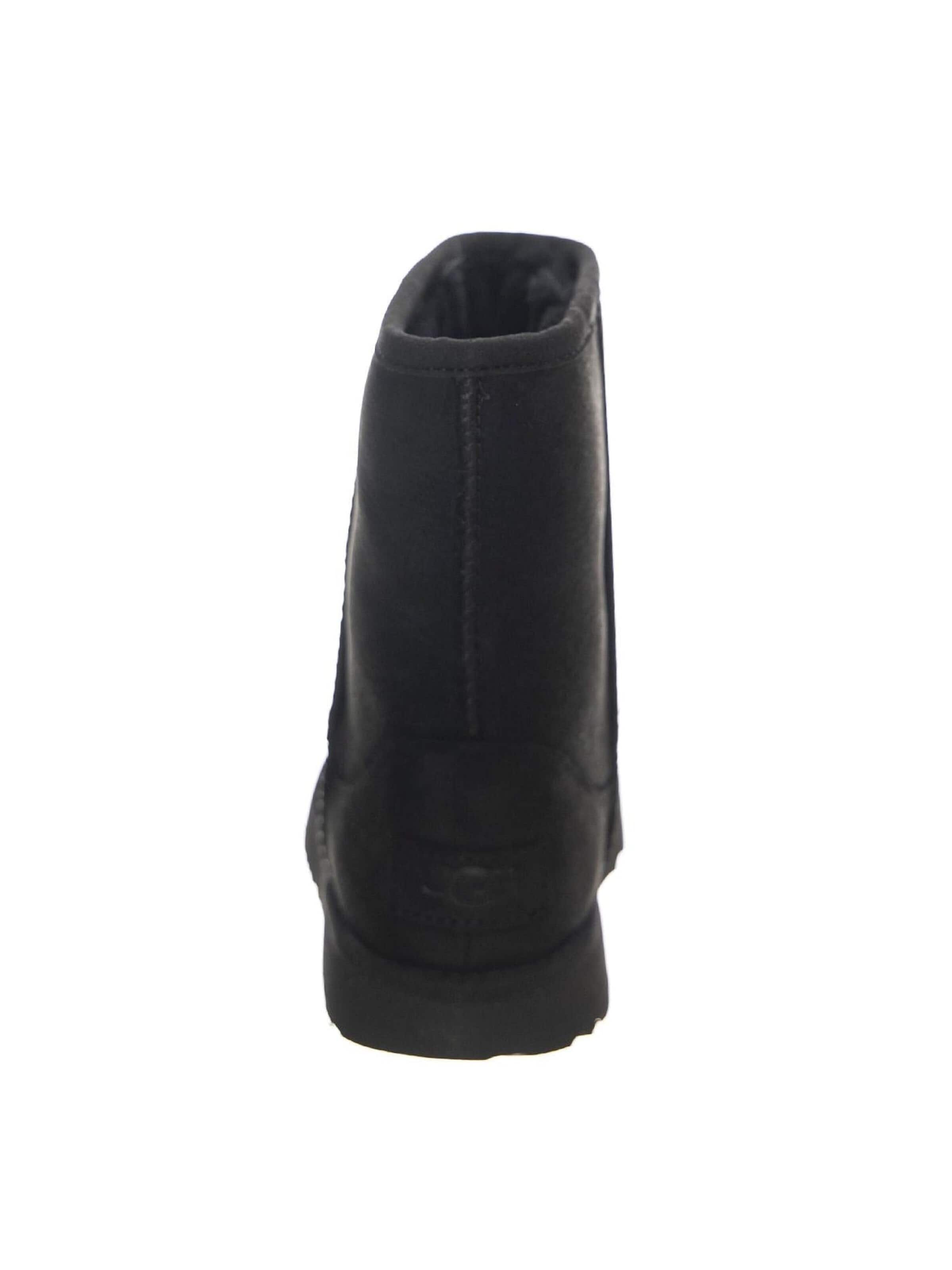 UGG Boot 'Classic Weather Short II Black K' in Black
