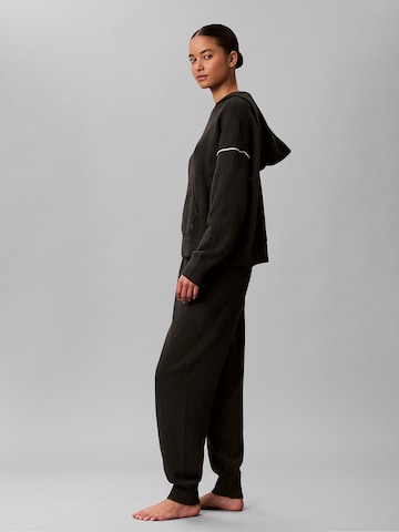 Calvin Klein Sweatshirt in Black