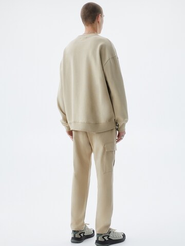 Pull&Bear Loose fit Cargo trousers in Beige