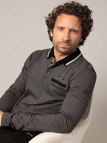 Coupe regular T-Shirt 'Drexloni' Deeluxe en noir : devant