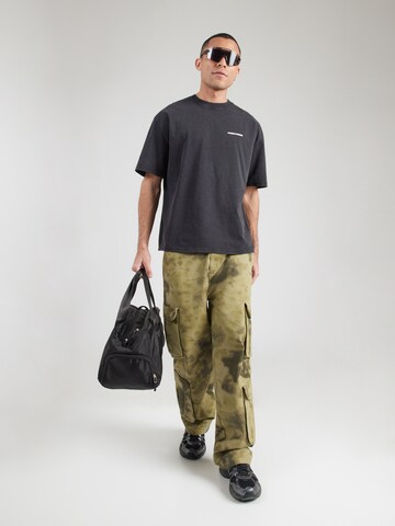 Pegador Särk 'Bovec', värv must