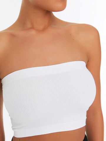 Fascia Reggiseno di Trendyol in nero