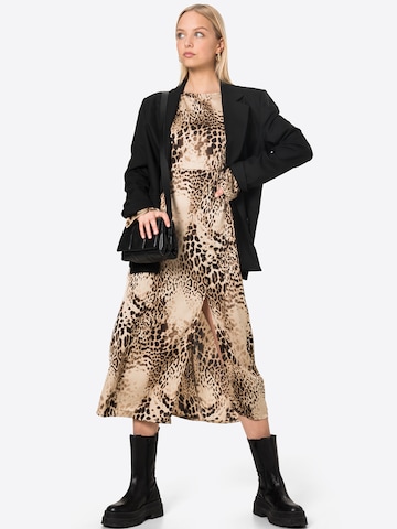 Missguided Kleid in Braun