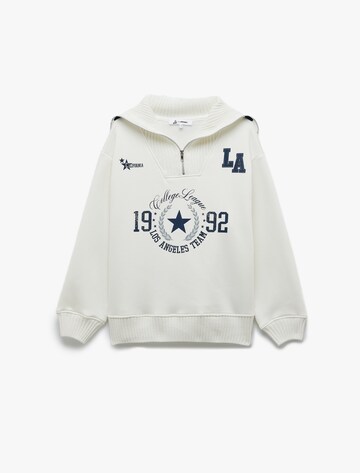 Koton Sweatshirt in White