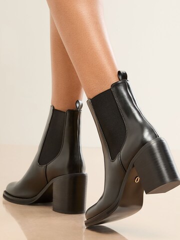 Lipsy Chelsea boots in Black