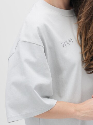 ABOUT YOU x VIAM Studio Shirt 'CHRISTINA' in Grey