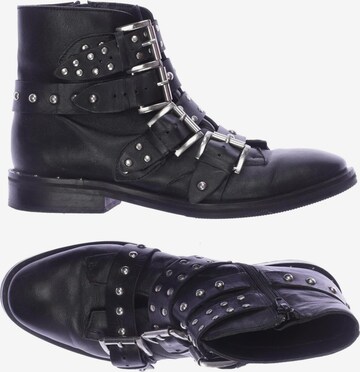 Reserved Dress Boots in 37 in Black: front