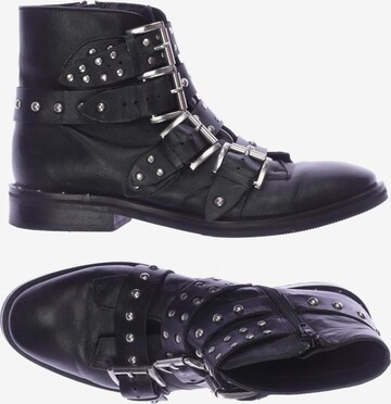 Reserved Stiefelette 37 in Schwarz: predná strana