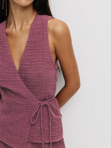Pull&Bear Елек в червено