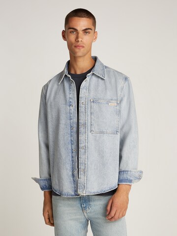 Calvin Klein Jeans Средняя посадка Рубашка в Синий: спереди