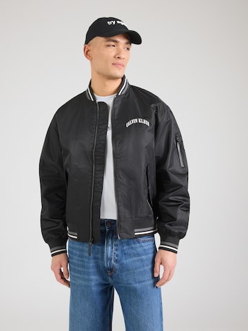 Calvin Klein Jeans Демисезонная куртка 'Varsity' в Черный
