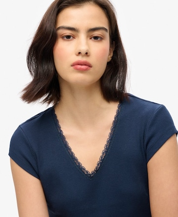 T-shirt 'Athletic Essentials' Superdry en bleu