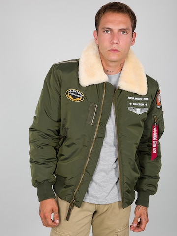 Giacca invernale 'Injector III Air Force' di ALPHA INDUSTRIES in verde: frontale