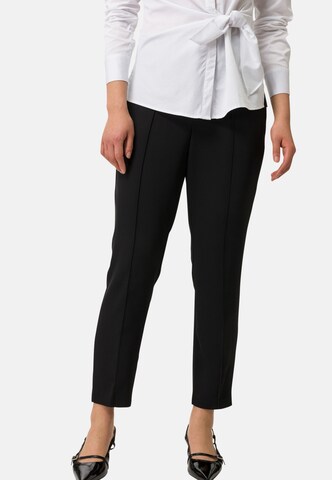 zero Regular Pants in Black: front