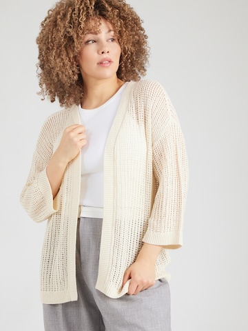 Cardigan 'VMCBREEZY' Vero Moda Curve en beige : devant