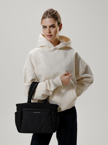 Kapten & Son Handtasche 'Hellvi Cloud Small' in Schwarz