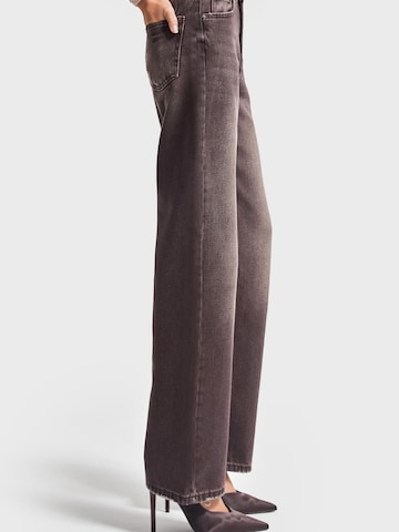 IT'S BASIC Regular Jeans 'EMMA Straight High Rise' in Brown