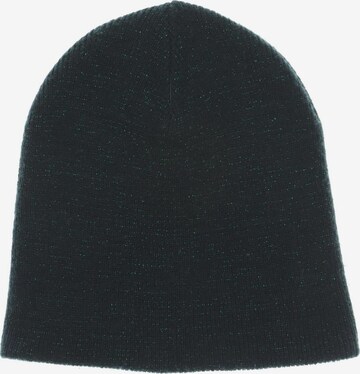 Gina Tricot Hut oder Mütze One Size in Grün: predná strana