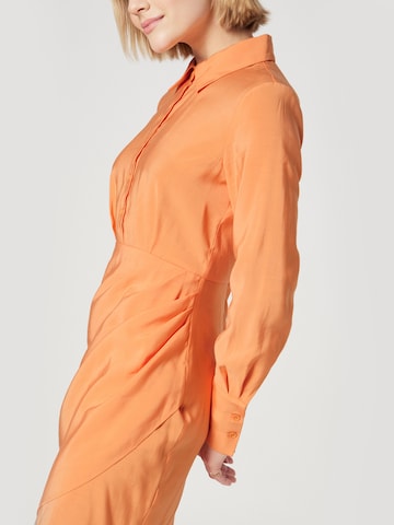 Guido Maria Kretschmer Women - Vestido camisero 'Josefina' en naranja