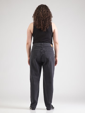 Vero Moda Curve Tapered Jeans 'VMCTESSA' i grå