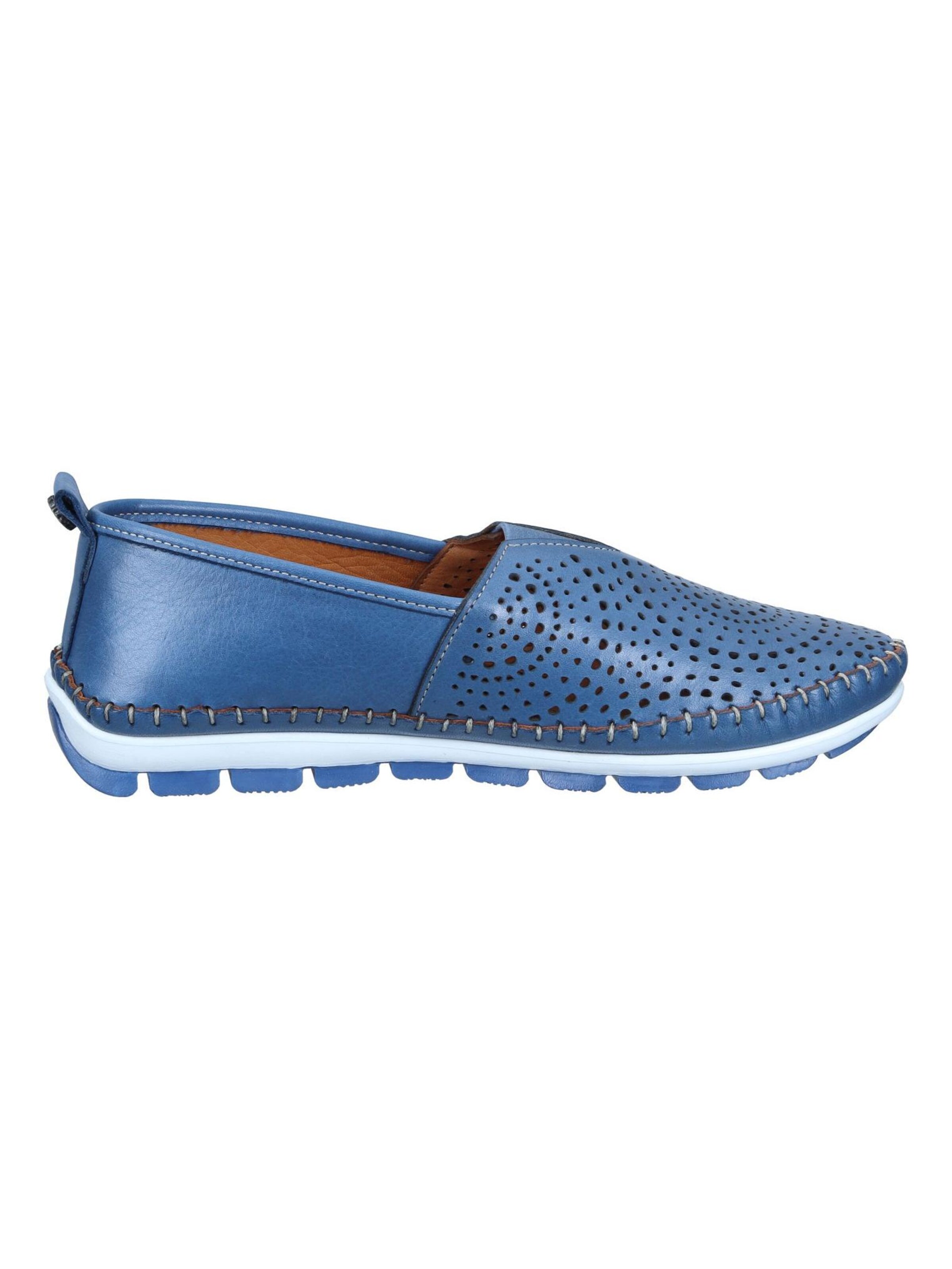 MANITU Classic Flats in Blue